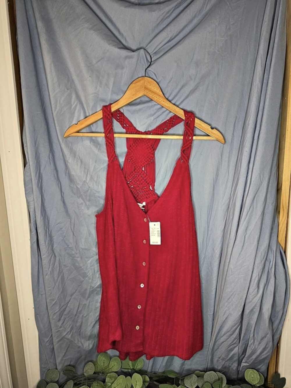 *BRAND NEW* Maurices Red Tank NWT